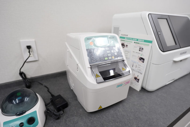 ホルモン測定器